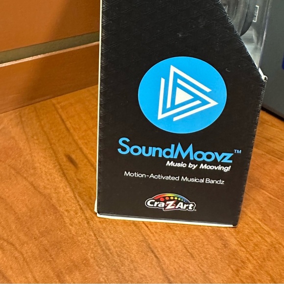 Motion-Activated Musical Bandz - Black - Picture 6 of 8